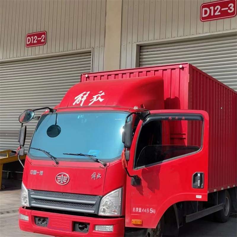 凭祥市阿拉尔市物流专线：大件快运与进仓出口的高效之旅